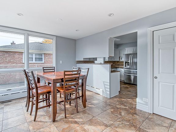 5th image of 3525 Elder Ln