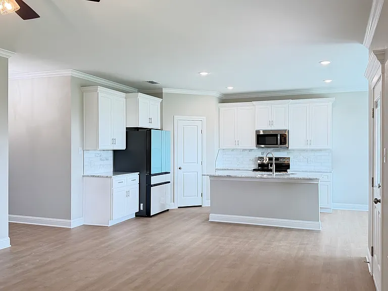 7625 Wildflower Way — Photo 13