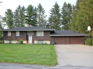 96 Eaton St, Hamilton, NY 13346