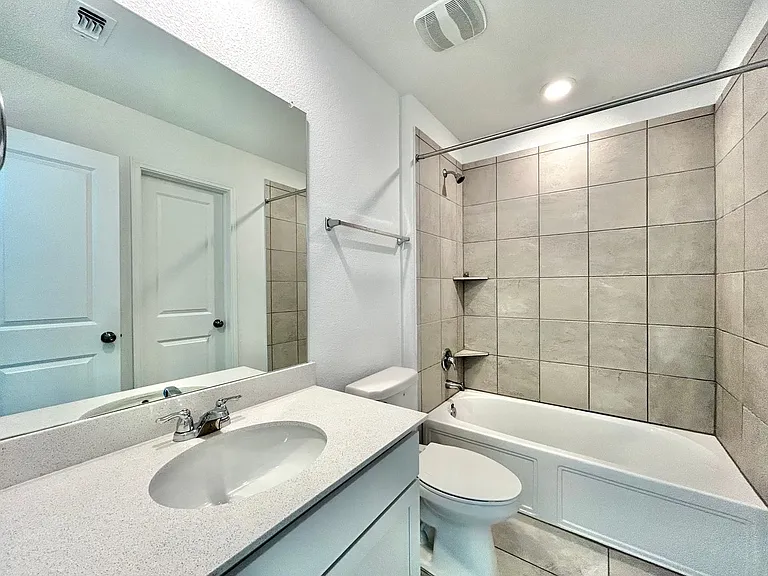 10412 Premier Park St — Photo 23