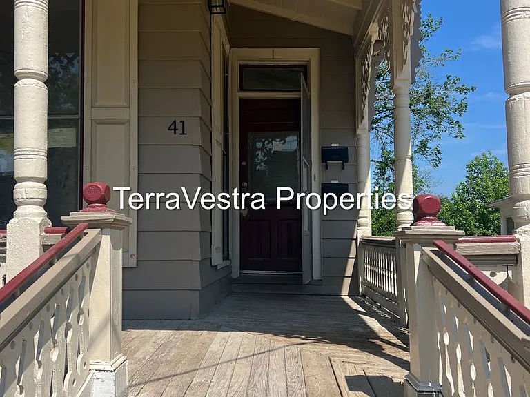 41-43 East Ave — Photo 13