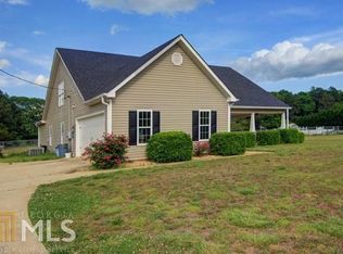 40 Clifford Cir, Newborn, GA 30056