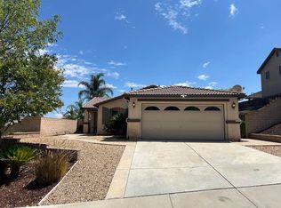 29410 Falling Leaf Dr, Lake Elsinore, CA 92530