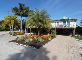6011 Gulf Rd, Fort Myers Beach, FL 33931