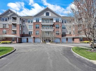 436 Regency Dr #436, Fishkill, NY 12524