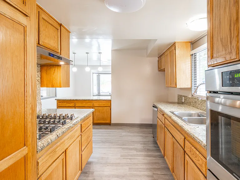 5901 Hanna Ave — Photo 15