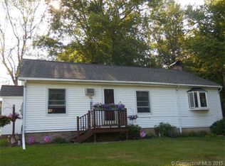 85 School St, Middlefield, CT 06455