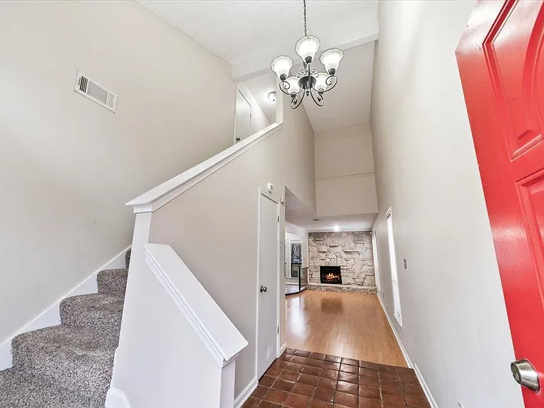 9281 Fletcher Trace Pkwy — Photo 5