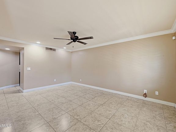 4th image of 7949 W DEVONSHIRE Avenue
