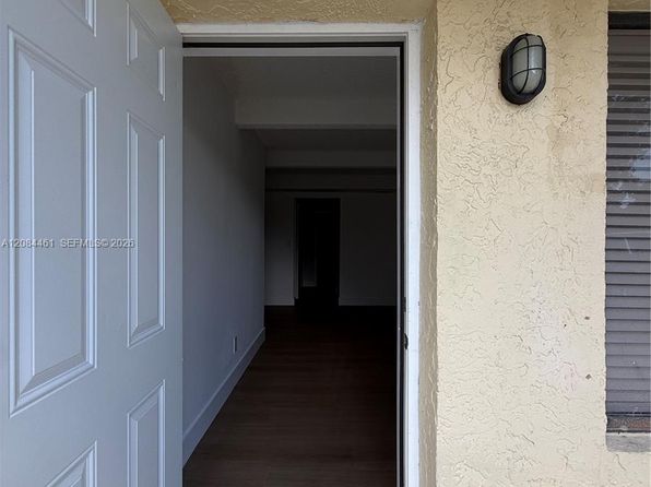 1005 S Flagler Ave APT 810