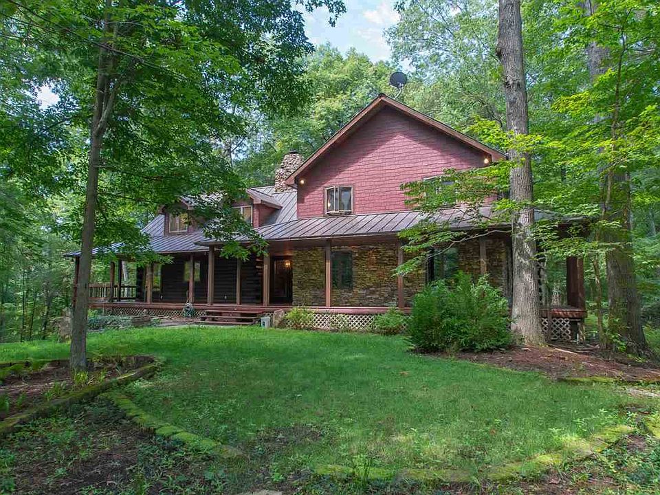 1st image of 684 W Sylvan Ln