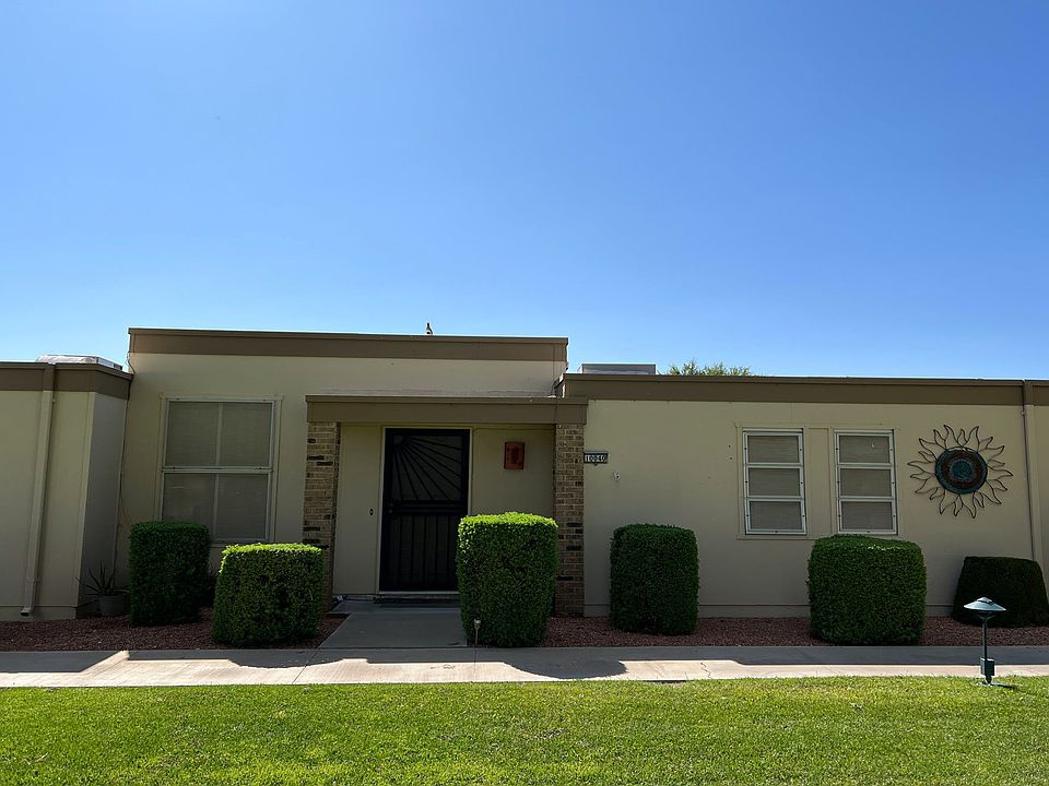 1st image of 10040 W Hawthorn Dr