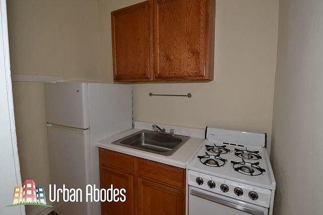 1st image of 4614 N Paulina St #Ua205