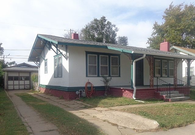1st image of 419 N Houser Dr