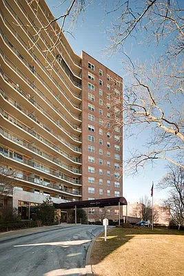 Sold by Mont Sky Real Estate | media 33