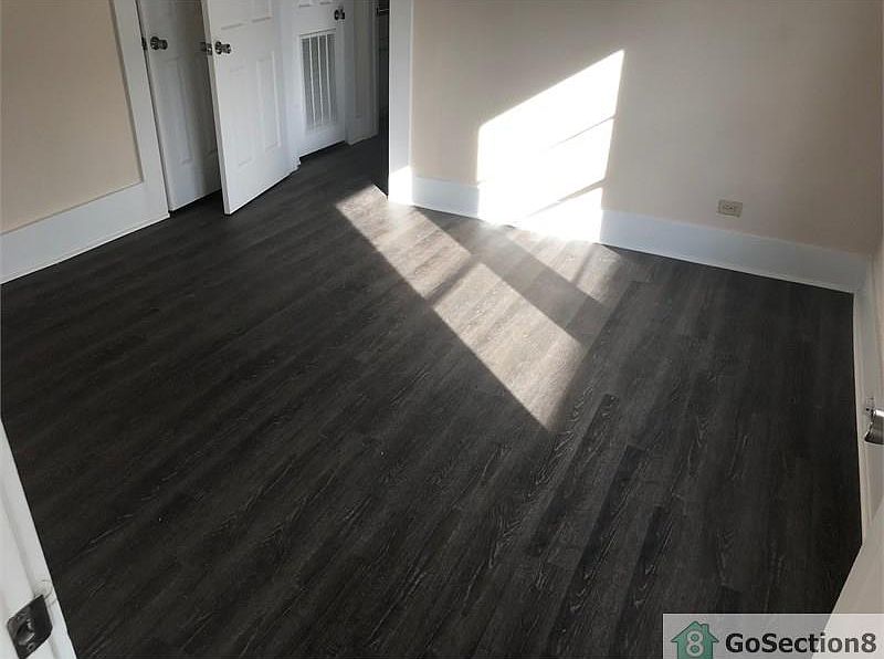 2nd image of 1663 Northwood St #1663