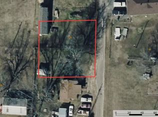 201 Aaron St, Omaha, TX 75571