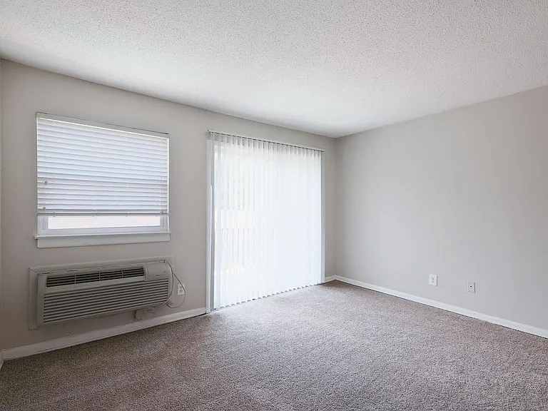 Hampton Hall | Comfort, Convenience, & Community All In One — Photo 88