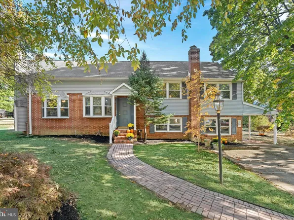 2627 Darby Dr, Wilmington, DE 19808