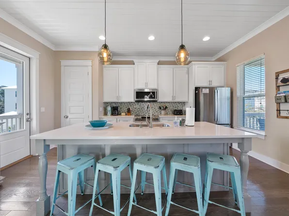 51 Abbey Rd, Santa Rosa Beach, FL 32459