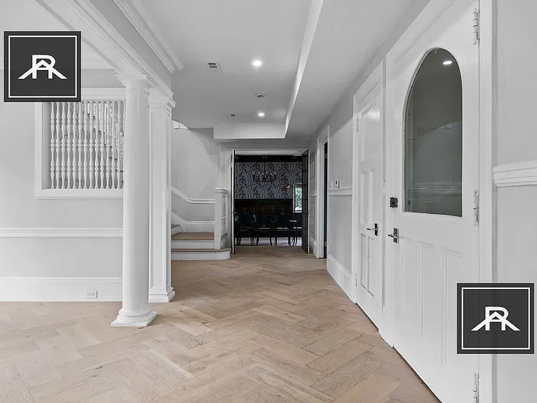 478 Heath St — Photo 13