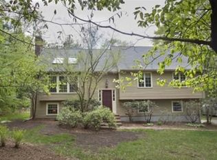 11 Carl Rd, Walpole, MA 02081