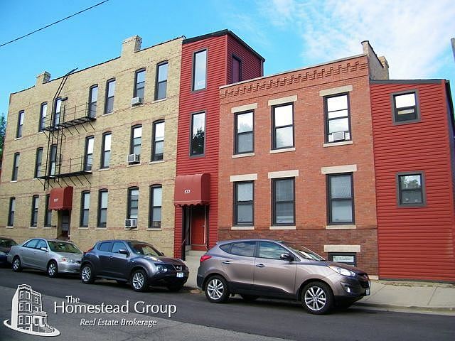 1st image of 537 N Claremont Ave #01