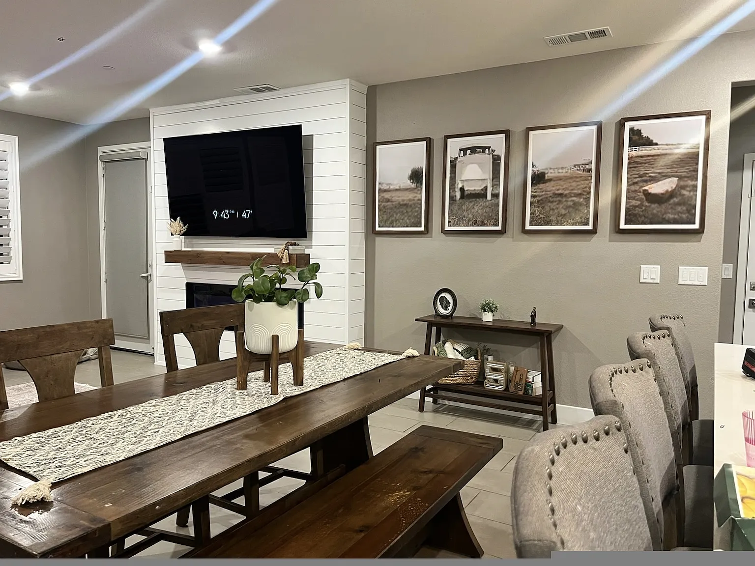 4 bed, 2278 sqft, $3,800 — Photo 3