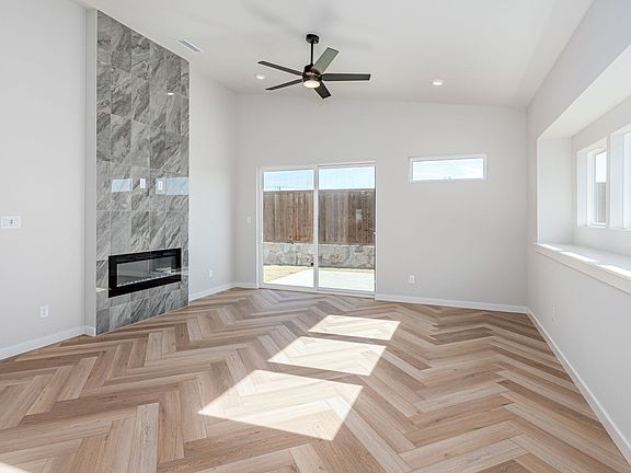 5th image of 1716 Heatherwood Dr
