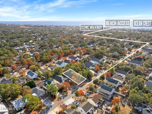 138 NE 12th Street, Oak Island, NC 28465