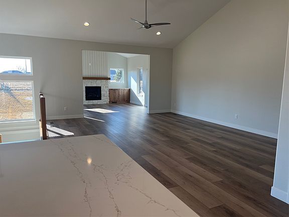 4th image of 1336 Forest Ridge Ct NE