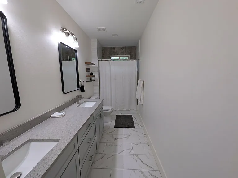 170 Sierra Madre St — Photo 4