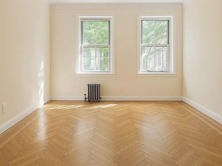 117 W 13th St #64 — Photo 1