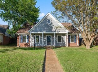 1688 Ranmar Dr, Cordova, TN 38016