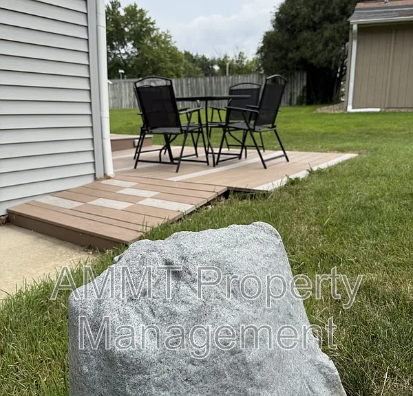 145 Birch Ct #1 — Photo 5
