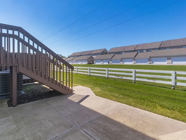 6342 Downwing Ln — Photo 39