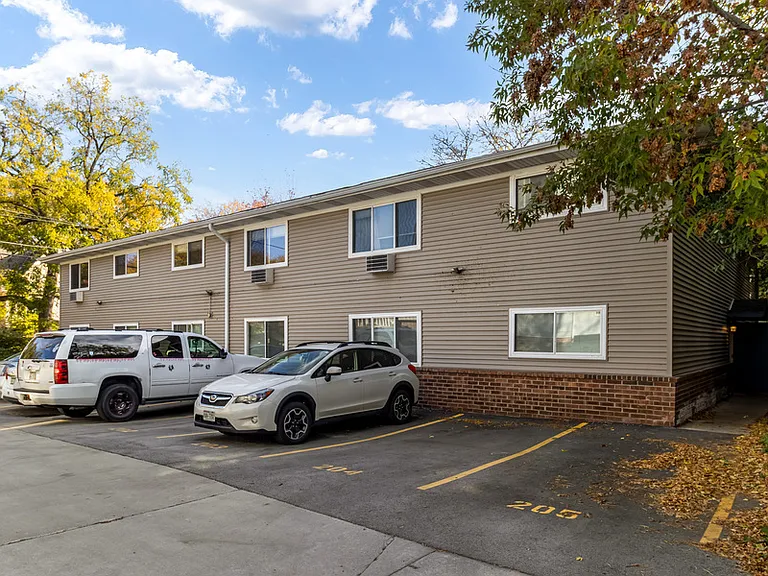 2310 E Webster Pl #103 — Photo 12