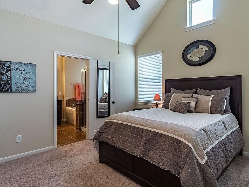 1st image of 12255 Stellano Ln
