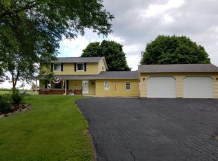 N4927 Blueberry Ln, Plymouth, WI 53073