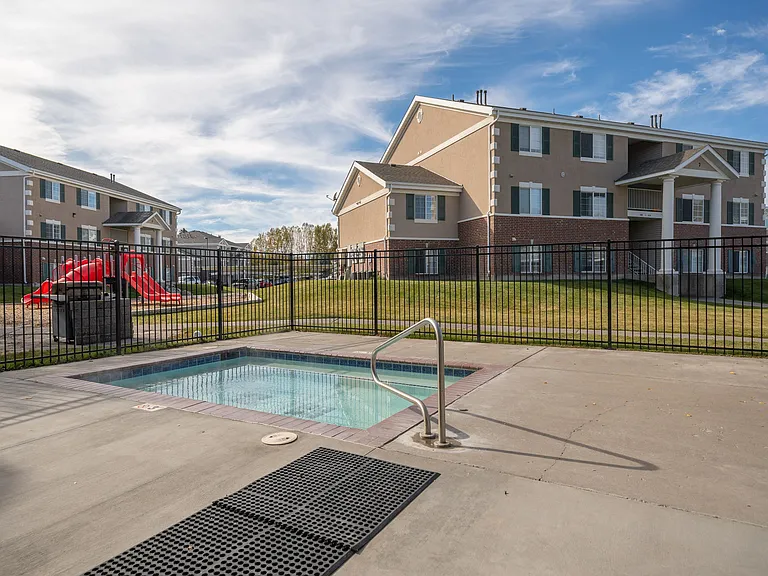Stone Brook Apartments — Photo 24