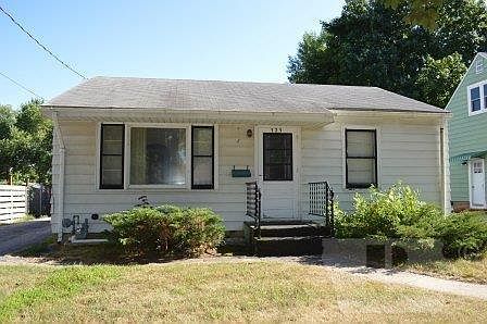 1st image of 525 18th St SE