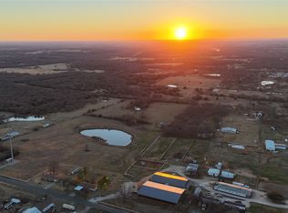 23 Massey Rd, Pilot Pt, TX 76258