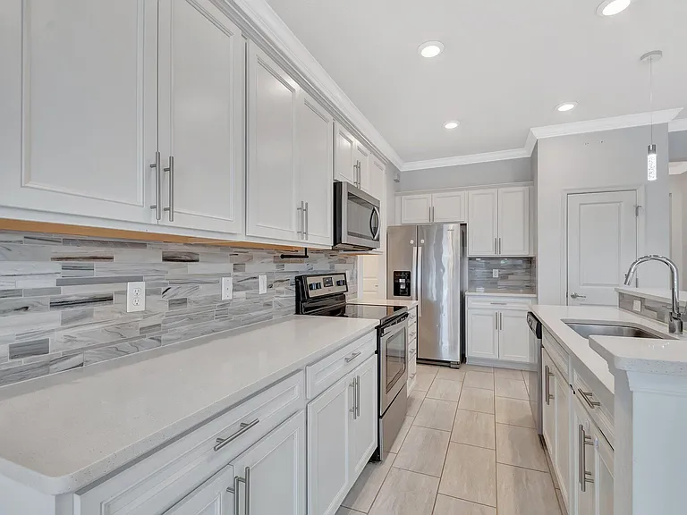 2854 Bard St — Photo 7