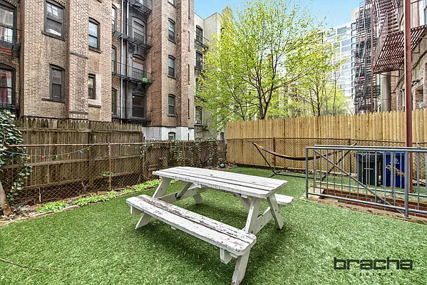 Rented by Keller Williams NYC | media 24