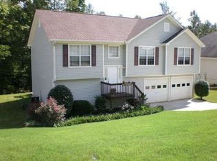 7215 Ironwood Dr, Gainesville, GA 30507