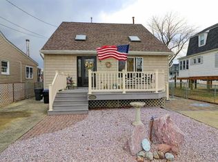 304 Newport Ave, Ocean Gate, NJ