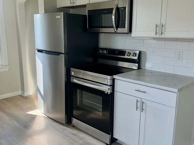 406 Wills Ave — Photo 9