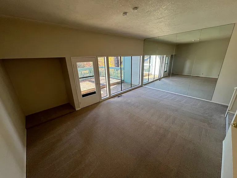 3566 Halifax Sq SE #13 — Photo 7