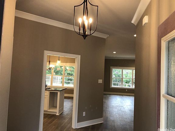 2nd image of 413 Forest Oaks Cv