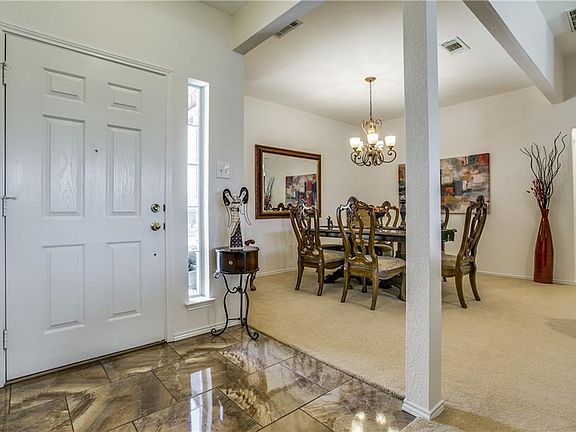 4th image of 4012 Leigh Ct